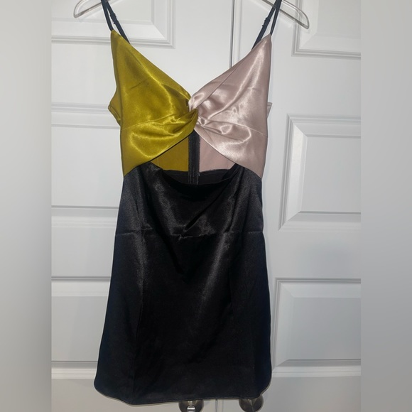 Topshop satin dress sz.xs - Picture 2 of 3